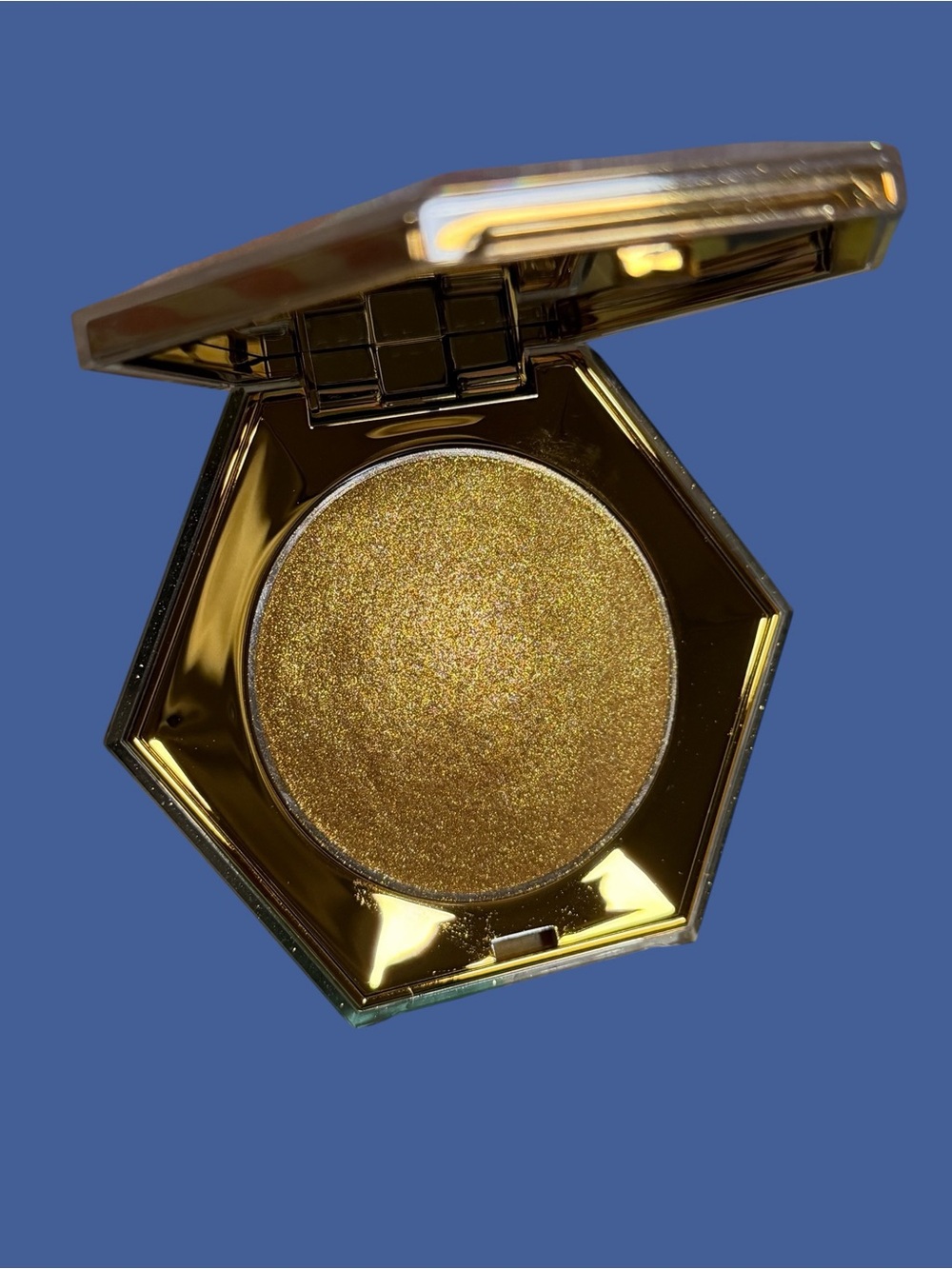 Fenty Beauty Trophy Wife Diamond Bomb FULL SIZE Gold Shimmer Highlighter BNIB - Picture 3 of 16
